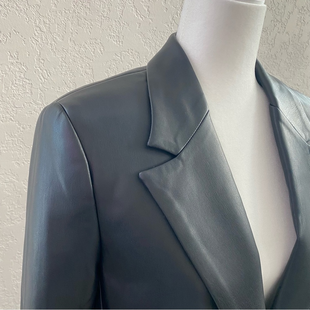 Zara Blogger Favorite Black Faux Leather Blazer Button Front Jacket Size XL NWT - Picture 13 of 16